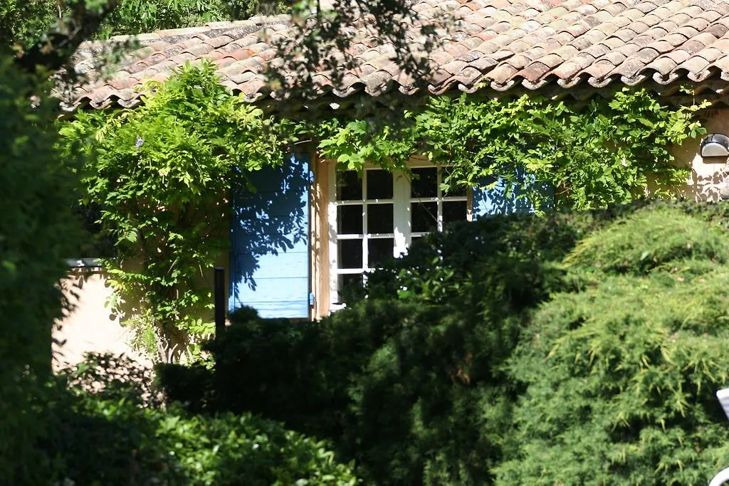 Bed and Breakfast La Ferme Saint-Marc-Jaumegarde Frankreich
